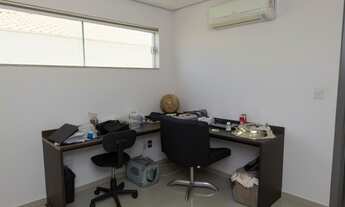 Imagem 4: Casa de condomínio sobrado para venda possui 450 m² com 4 suítes