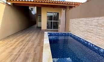 Imagem: Casa com piscina em Itanhaém