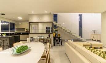 Imagem 2: Casa moderna e nova no Gramado (observar valores da opção com ou sem mobília)