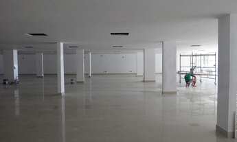 Imagem 4: 2 LOJAS PISTÃO SUL 700m2 + 500m2 PARA LOCAÇÃO