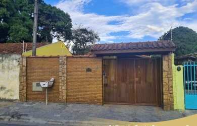 Imagem 3: Casa para Venda na Vila São Benedito em Pindamonhangaba. A belíssima casa dispõe de 3 Quar