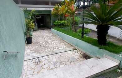 Imagem 2: Belo apartamento com 2 quartos, sendo 1 suíte, nas Laranjeiras