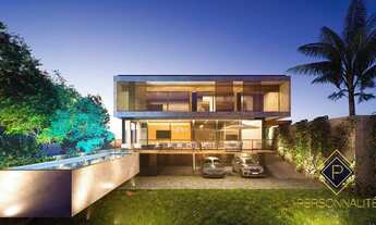 Imagem 3: Casa à venda no bairro Praia do Estaleiro - Balneário Camboriú