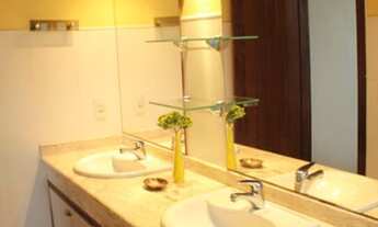 Imagem 7: Casa com piscina aquecida a gás e Jacuzzi