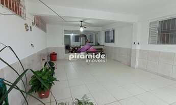 Imagem: Casa para venda tem 135 metros quadrados