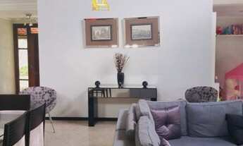 Imagem 6: Venda - Casa no Condomínio Rondon{ 450m²} / 04 suítes / 4 Vagas de Garagem e muito mais!