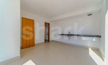 Imagem 2: Casa de condomínio para venda tem 220 metros quadrados com 4 quartos