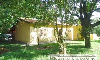 Imagem 5: Chácara para venda possui 172 metros quadrados com 3 quartos