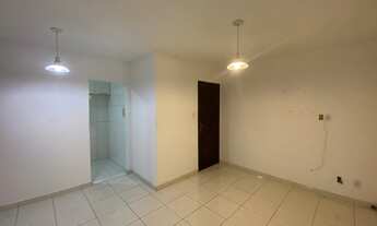 Imagem 7: Apartamento à Venda de 2 quartos no Condomínio Colina Verde - Resgate - Salvador - BA