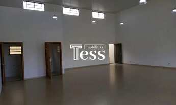 Imagem 4: ALUGA - Salão / Depósito / Galpão - 120,65m² de construção com 2 entradas e vagas de estac