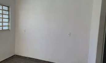 Imagem 3: Casa com 02 dormitórios, sala, cozinha, banheiro, área de serviço - com vaga de garagem pa