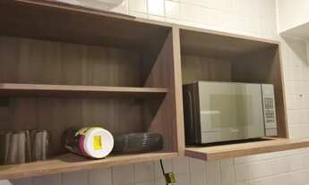 Imagem 7: Apartamento Studio - 1 quarto suíte, cozinha, mesa e sofá (1º andar