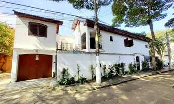 Imagem 2: Casa no Jardim Paulista em vila fechada, rua privativa e arborizada!