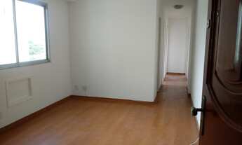 Imagem 2: Apartamento para venda com 58 metros quadrados com 3 quartos(armários) em Anil - Rio - RJ