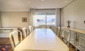 Imagem 4: Apartamento para venda tem 216 metros quadrados com 3 quartos em Independência - Porto Ale