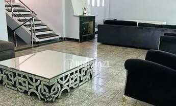 Imagem 3: Alphaville 05 - Casa ampla para venda por R$ 2.350.000,00 e locação por R$ 18.000,00/Mês