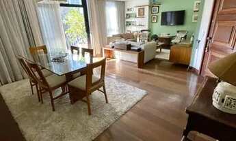 Imagem 2: Apartamento com 150 m2, 4 qts, 2 suítes, varandas, 2 vagas, vista parcial mar Niteroi Ing