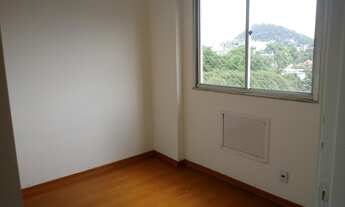 Imagem 6: Apartamento para venda com 58 metros quadrados com 3 quartos(armários) em Anil - Rio - RJ