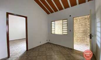 Imagem 2: Casa com 3 dormitórios para alugar, 100 m² por R$ 1.600/mês - Residencial Bela Vista - Bru