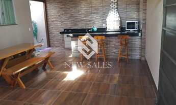 Imagem: Linda casa com três quartos sendo um suíte