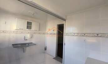 Imagem 5: Apartamento 2 quartos com armários, com área de estacionamento, em condomínio no bairro El