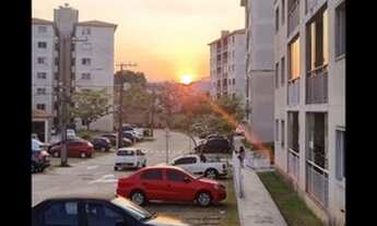 Imagem 3: Condomínio Vivendas do Aleixo, apartamento 7o Andar, 1a Torre. MOBILIADO