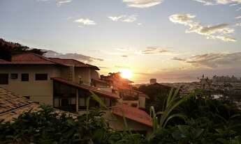 Imagem 4: Casa para venda possui 900 metros quadrados com 6 quartos em Joá - Rio de Janeiro - RJ