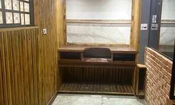 Imagem 4: Casa para aluguel e venda tem 180 metros quadrados com 6 quartos