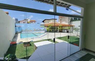 Imagem 4: Casa em rua pública -Coroa do Meio