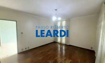 Imagem: SOBRADO - VILA APIAÍ - SP