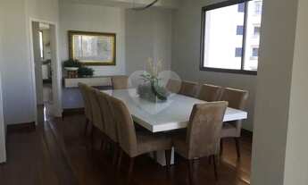 Imagem 7: Oportunidade com 4 suites, lareiras, andar alto