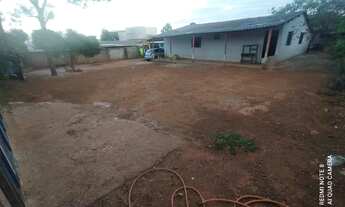 Imagem 2: ATENÇÃO ! IMPERDIVEL! Amplo lote com aprox. 900m²! Ch 61! C/Casa de 2/4! Confira!