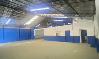 Imagem 3: Galpão medindo 800 m2 entre Praça 14 e Centro