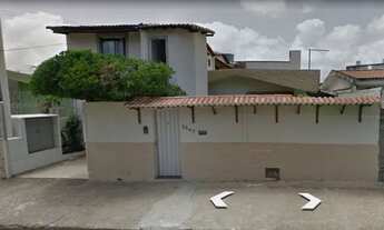 Imagem: Kit/Flat com quintal. Ponta Negra. Proximo