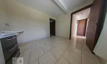 Imagem 3: Casa para Aluguel - Novo Mundo, 1 Quarto, 60 m2