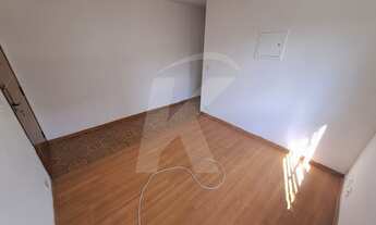 Imagem 4: Apartamento com 2 quartos, sala. cozinha, banheiro, garagem para 1 carro