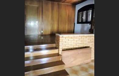 Imagem 2: CAXIAS DO SUL - Casa Padrão - SAINT ETIENNE