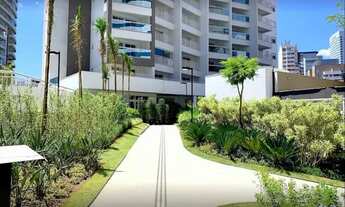 Imagem 2: Apartamento ao lado de importantes avenidas da cidade e renomados shoppings disponível par