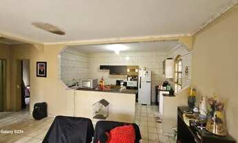 Imagem 2: Vende-se uma imóvel com 2 casas na Qd. 10 do Setor Sul