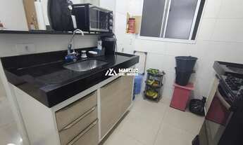 Imagem 6: Vendo apartamento no 2º andar com 2 quartos, armários planejados na cozinha e