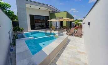 Imagem: Casa térrea com 4 dormitórios, sendo 4