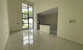 Imagem 2: Casa com três suítes na Lagoa Redonda - 110m²