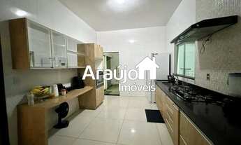 Imagem 3: Casa 105 NORTE | 370m² Construídos | 4 Quartos | Piscina e Gourmet