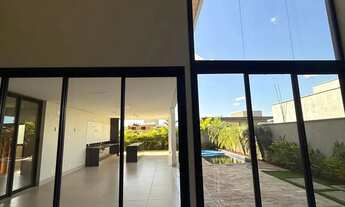 Imagem 4: Sobrado para aluguel possui 416 metros quadrados com 5 quartos em Jardins Itália - Goiânia