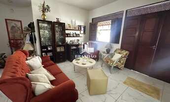 Imagem 6: Sobrado de Alto Padrão no Francês Completo, Nascente e Pronto para Morar!