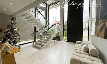 Imagem 2: Belíssima Casa 6 suítes em Condomínio Fechado no Guarujá