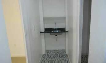 Imagem 7: Imóvel para aluguel possui 74 metros quadrados em Urca