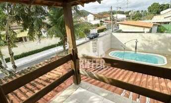 Imagem 4: Casa Duplex de Alto Padrão com Piscina e Área Gourmet em Piratininga