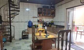 Imagem 7: Casarão 2 pav- 4suites- Ponto comercial c/ academia funcionando + placas solares Coqueiro