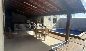 Imagem 2: Casa à venda, 3 quartos, 1 suíte, 2 vagas, Chácaras Tubalina e Quartel - Uberlândia/MG